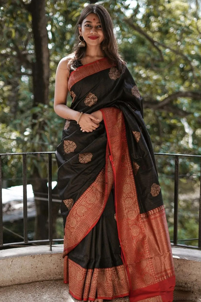 Surpassing Black Soft Silk Saree With Majesty Blouse Piece