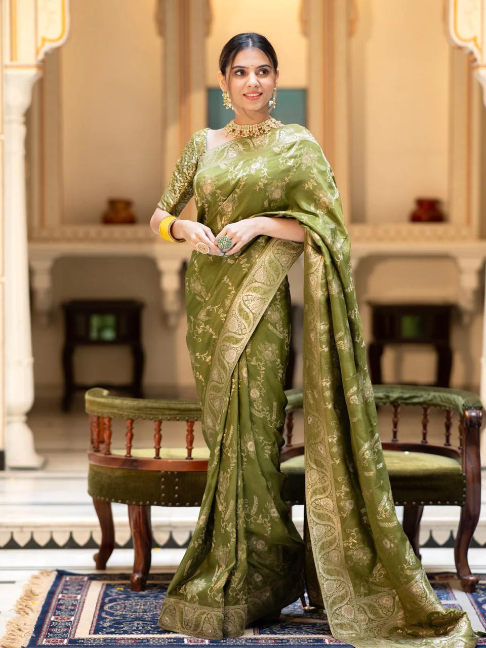 Refreshing Mehndi Soft Silk Saree With Excellent Blouse Piece