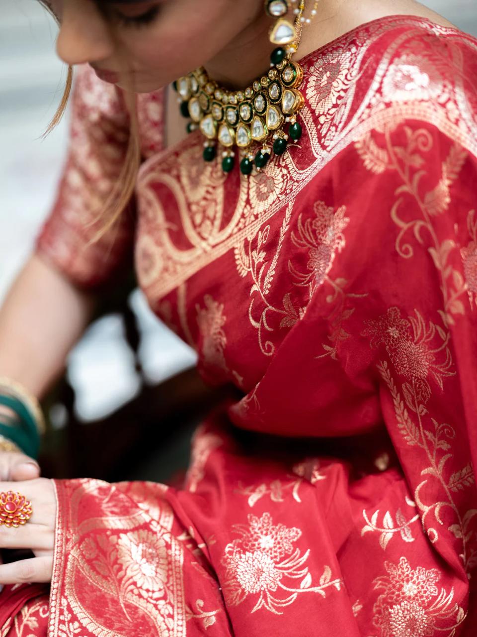 Attractive Red Soft Silk Saree With Desuetude Blouse Piece