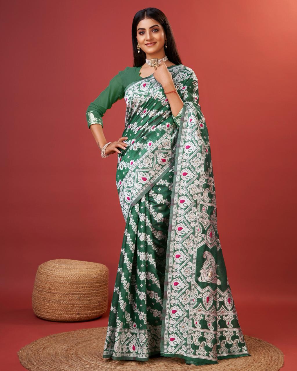 Artistic Green Cotton Silk Saree With Grandiose Blouse Piece