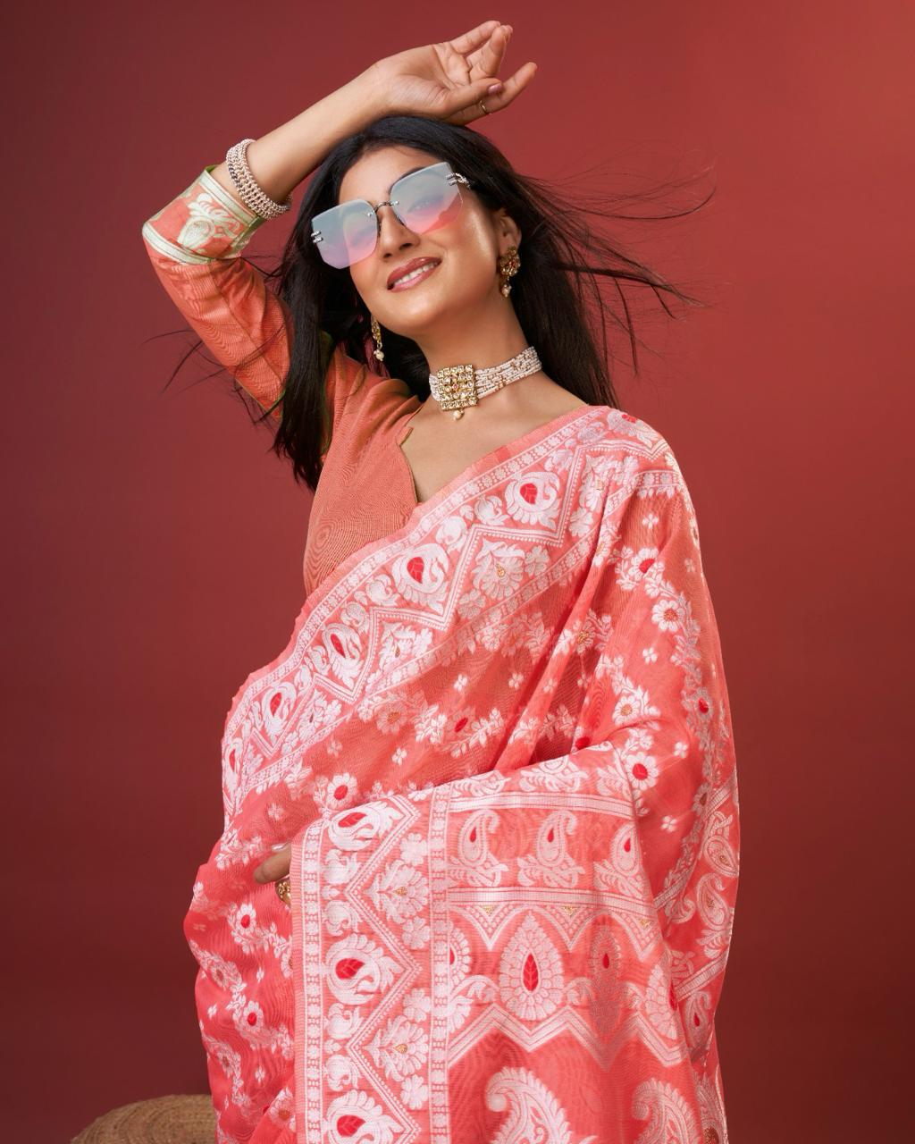 Engaging Peach Cotton Silk Saree With Alluring Blouse Piece