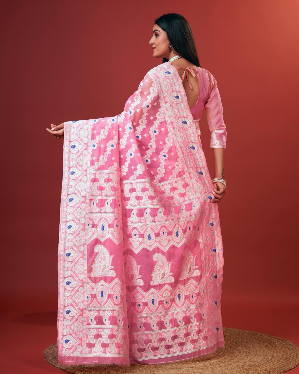 Splendiferous Pink Cotton Silk Saree With Effulgent Blouse Piece