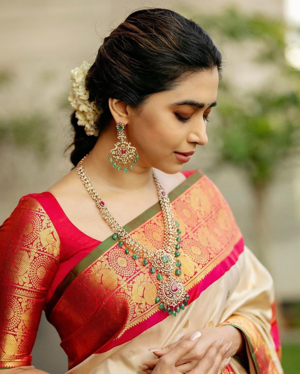 Bucolic Beige Soft Silk Saree With Surreptitious Blouse Piece