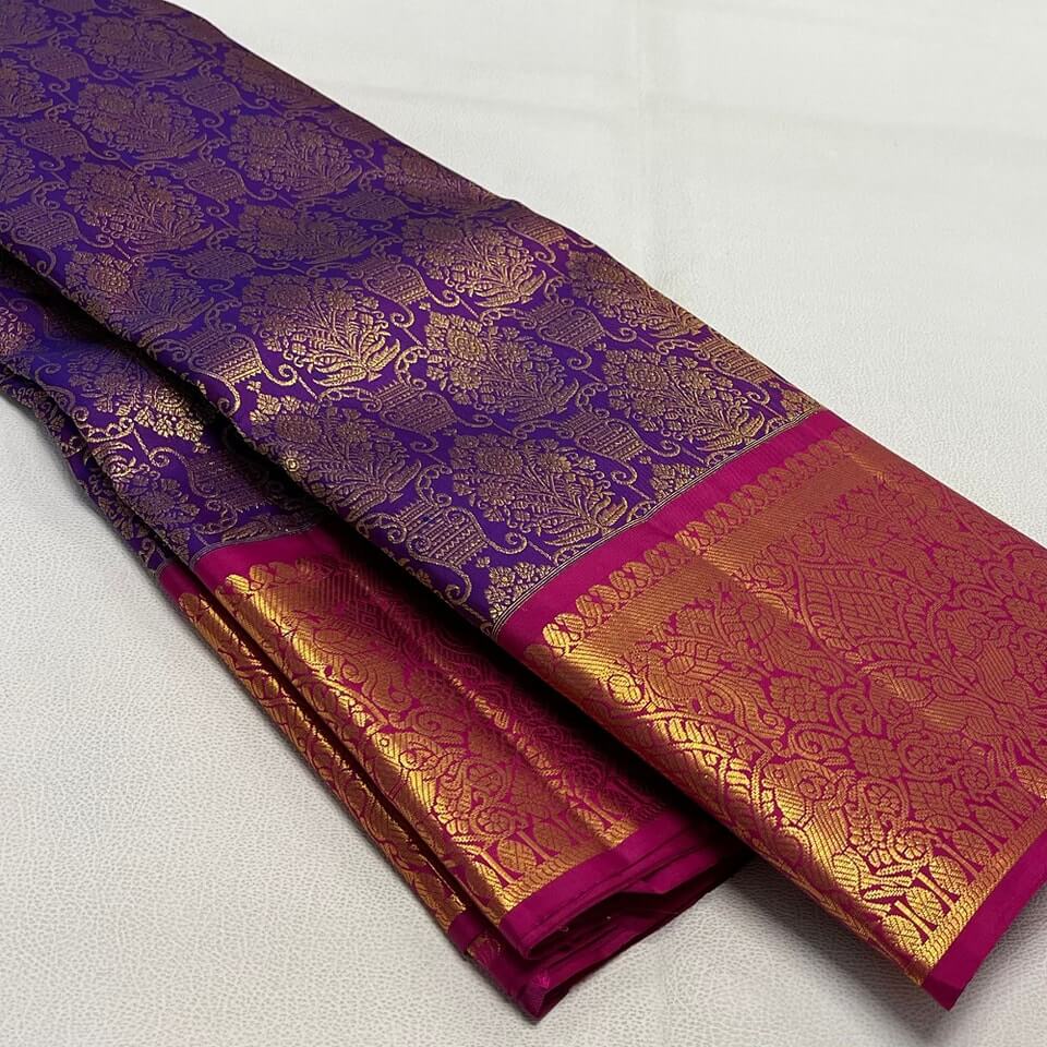 Propinquity Purple Soft Banarasi Silk Saree With Confounding Blouse Piece