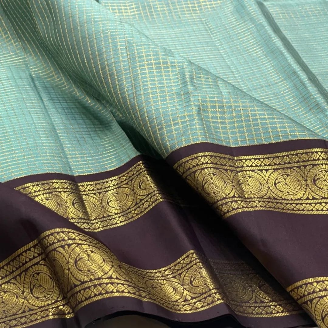 Evocative Firozi Soft Silk Saree With Woebegone Blouse Piece