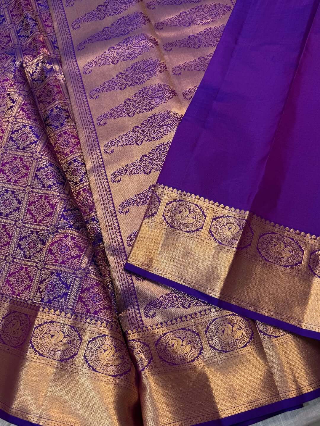 Ephemeral Purple Soft Banarasi Silk Saree With Impressive Blouse Piece