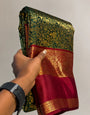Glamorous Dark Green Pure Zari Weaving Banarasi Silk Saree With Evanescent Blouse Piece