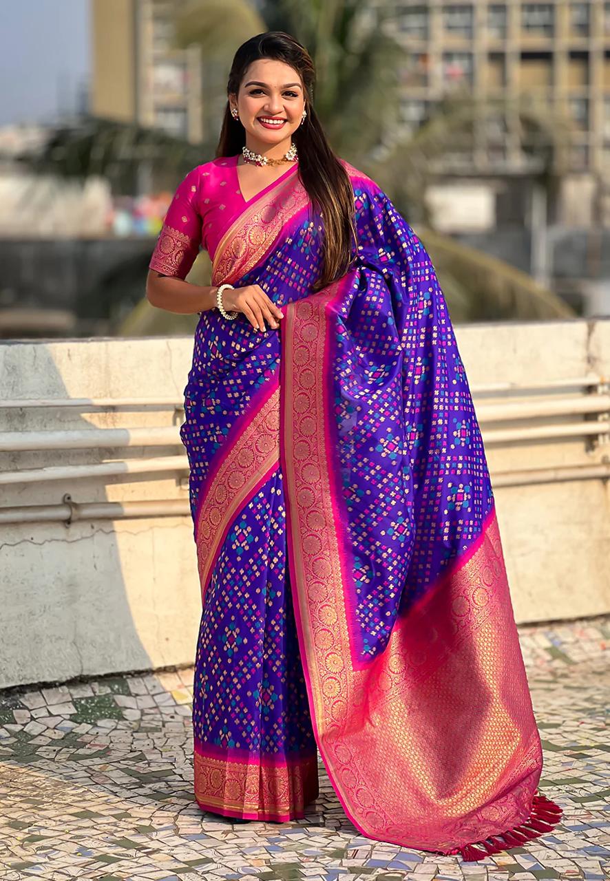 Amiable Royal Purple Soft Silk Saree With Profuse Blouse Piece