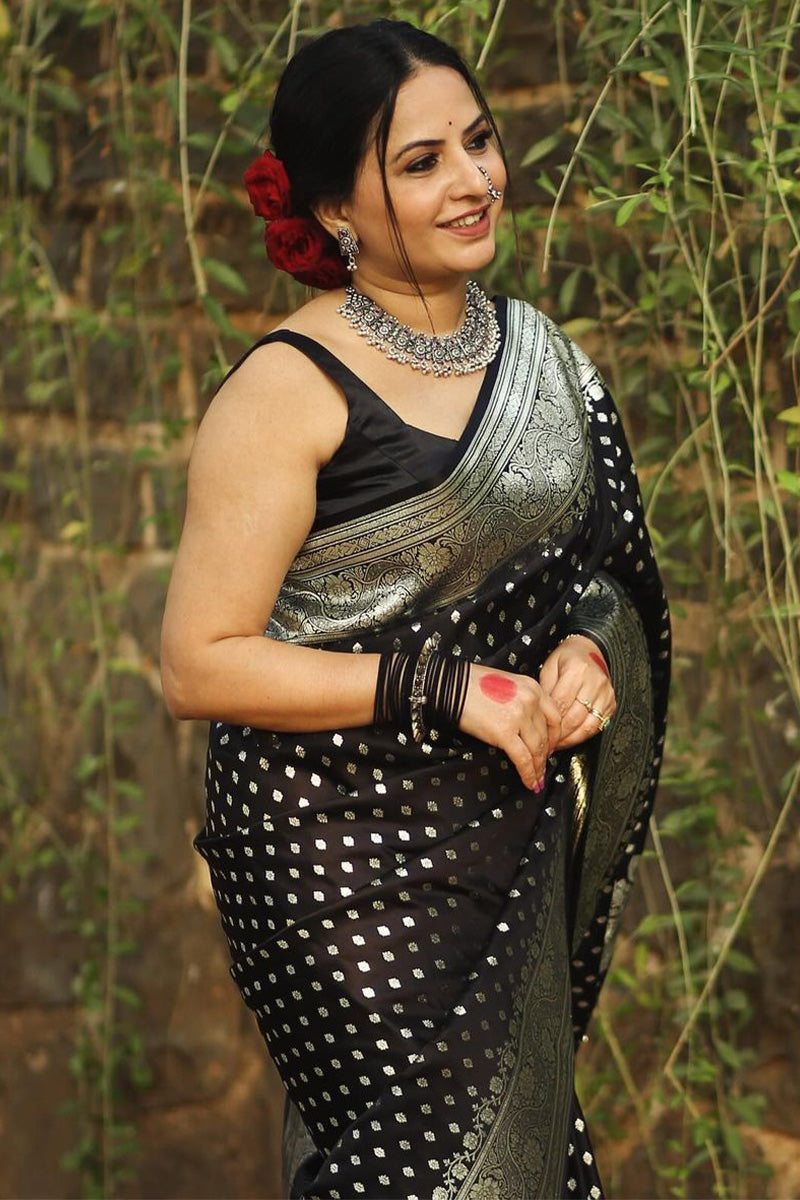 Appealing Black Soft Silk Saree With Wonderful Blouse Piece