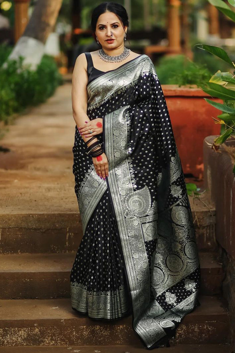 Appealing Black Soft Silk Saree With Wonderful Blouse Piece