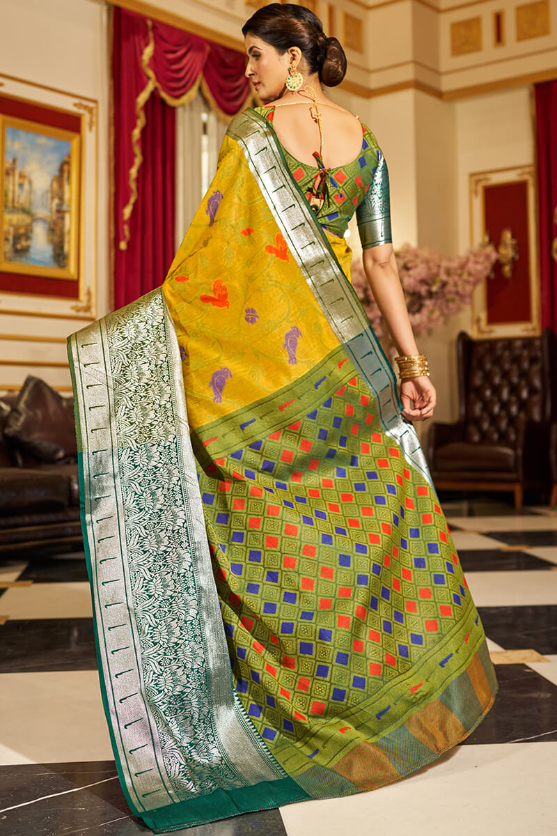 Innovative Purple-Yellow Soft Banarasi Silk Saree With An insanely Blouse Piece