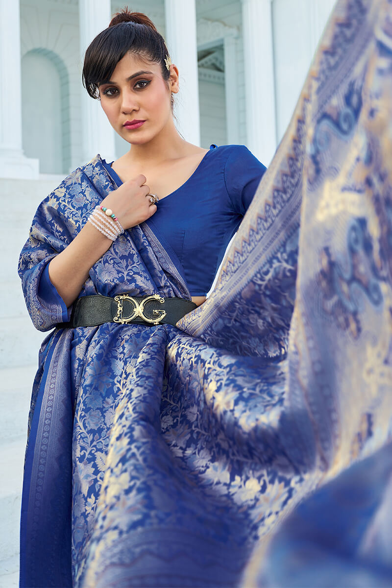 Fancifull Blue Kanjivaram Silk Saree With Traditional Blouse Piece