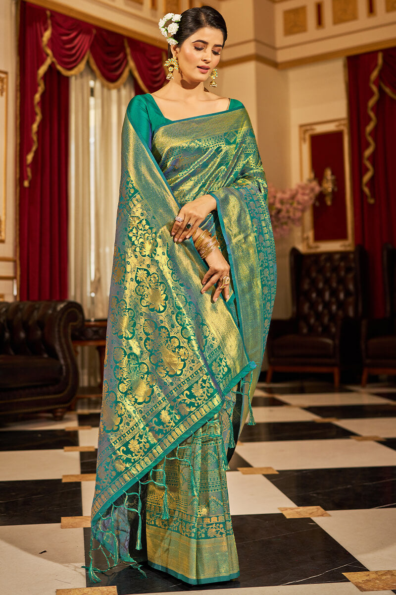 Majesty Rama Kanjivaram Silk Saree With Capricious Blouse Piece