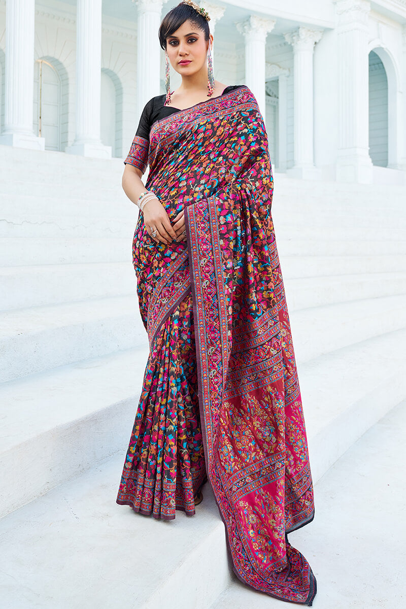 Adorning Black Pashmina saree With Refreshing Blouse Piece