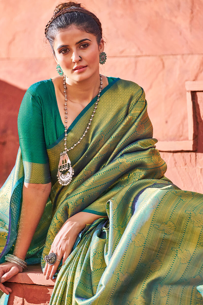 Quintessential Rama Kanjivaram Silk Saree With Artistic Blouse Piece