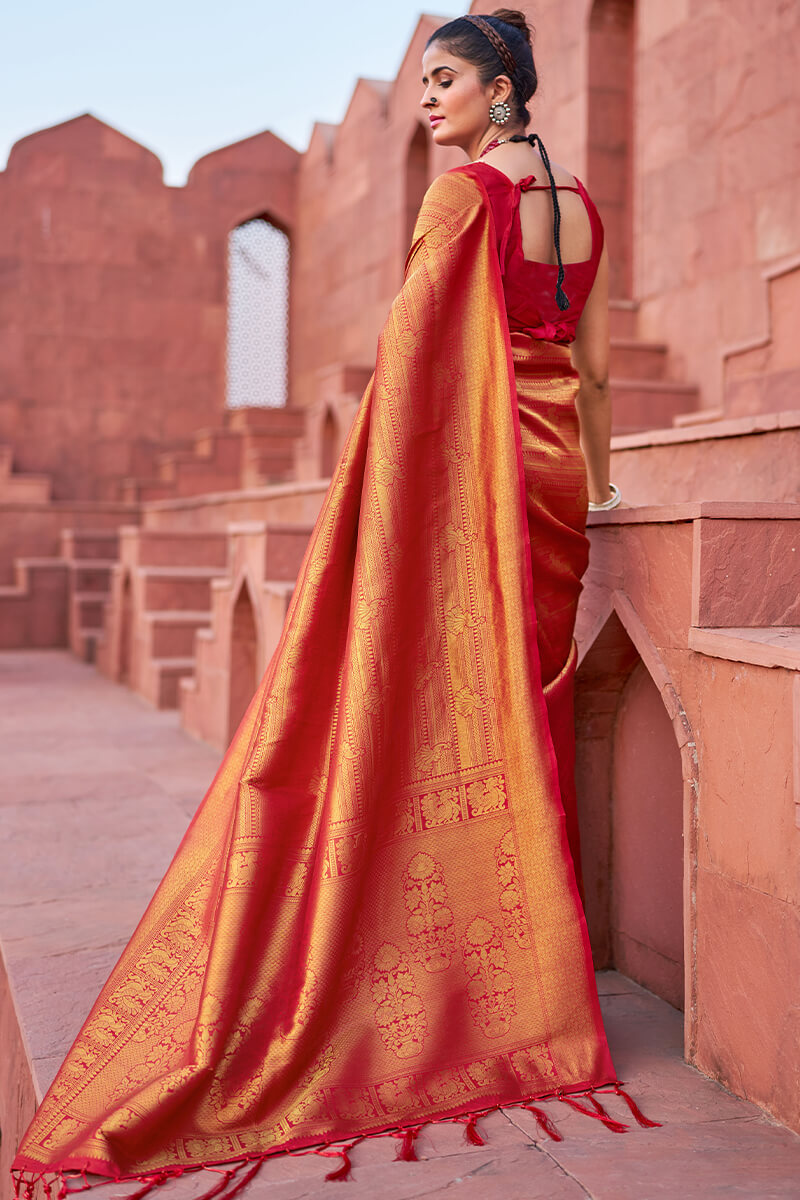 Unequalled Red Kanjivaram Silk Saree With Zephyr Blouse Piece