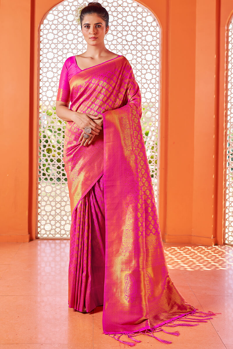 Demanding Dark Pink Kanjivaram Silk Saree With Preferable Blouse Piece