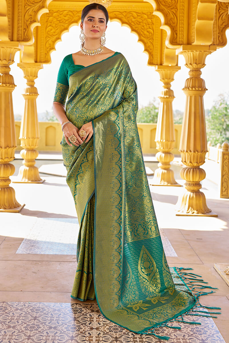 Skinny Rama Kanjivaram Silk Saree With Beautiful Blouse Piece