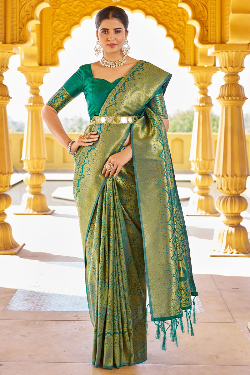 Skinny Rama Kanjivaram Silk Saree With Beautiful Blouse Piece