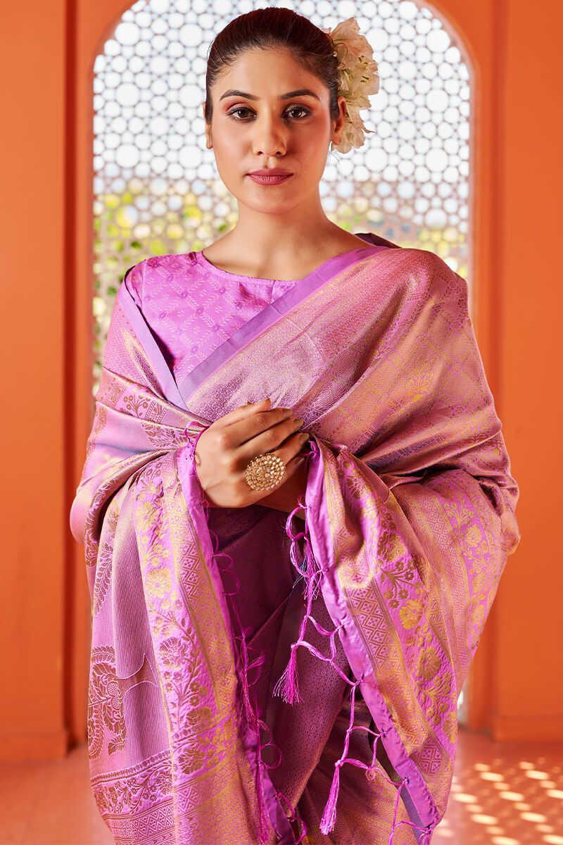 Stunning Pink Kanjivaram Silk Saree With Desirable Blouse Piece