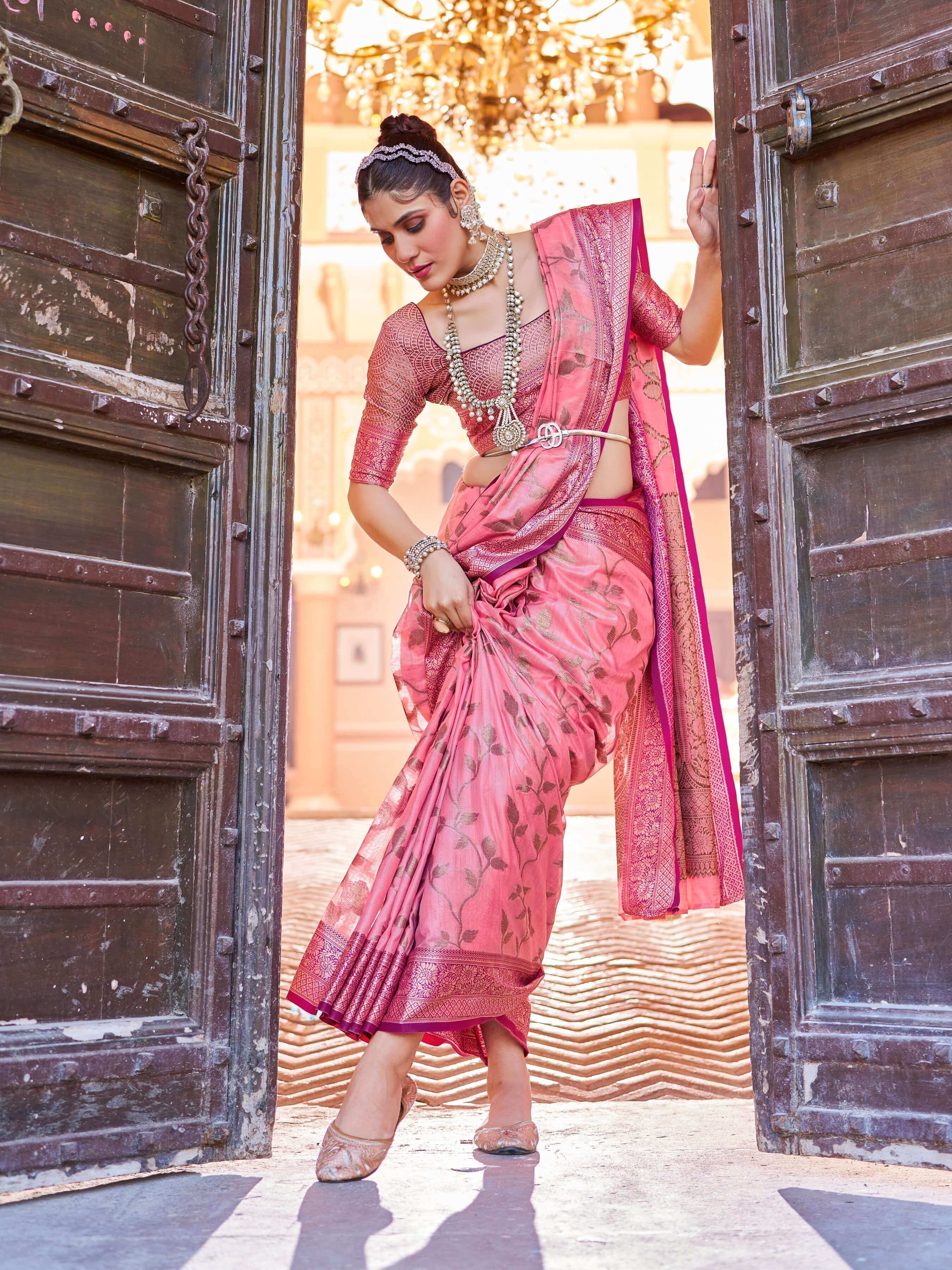 Epiphany Pink Soft Banarasi Silk Saree With Inspiring Blouse Piece