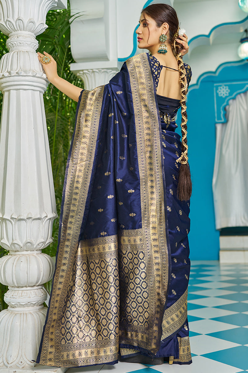 Diaphanous Navy Blue Soft Banarasi Silk Saree With Entrancing Blouse Piece