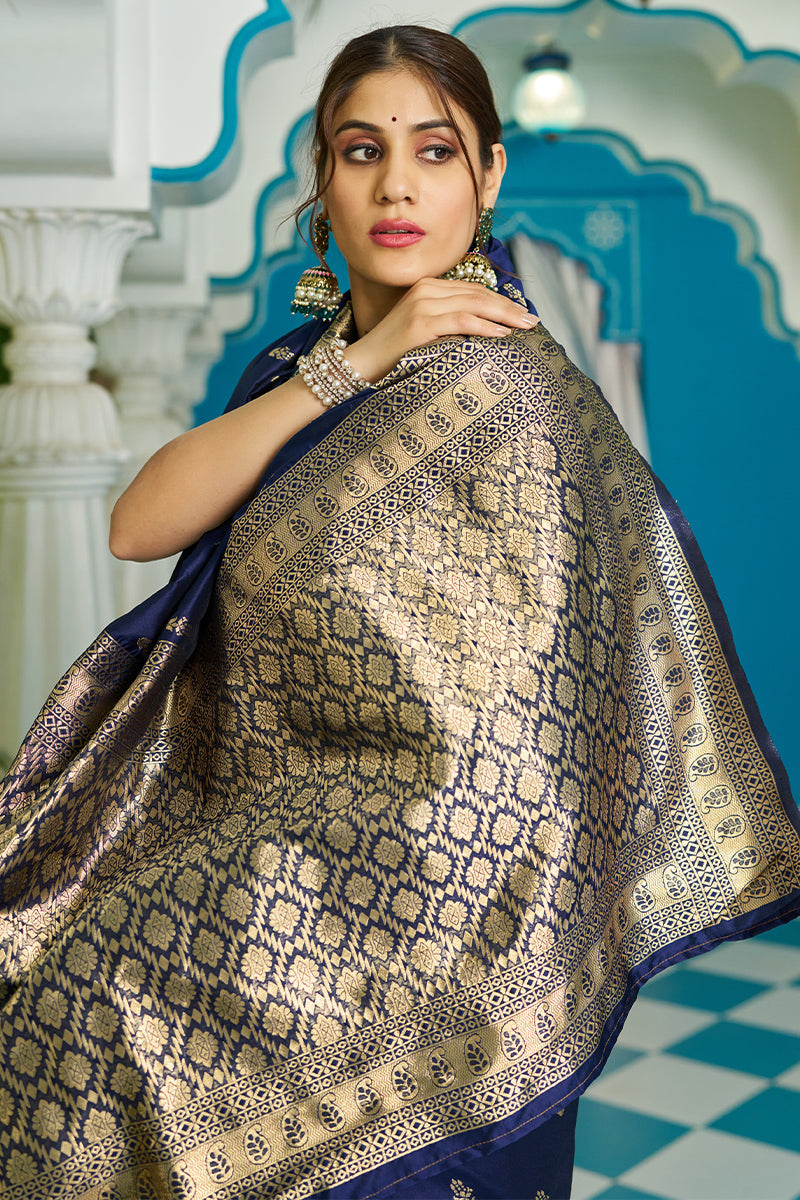 Diaphanous Navy Blue Soft Banarasi Silk Saree With Entrancing Blouse Piece