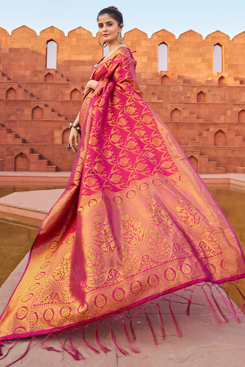 Delightful Dark Pink Banarasi Silk Saree With Bewitching Blouse Piece