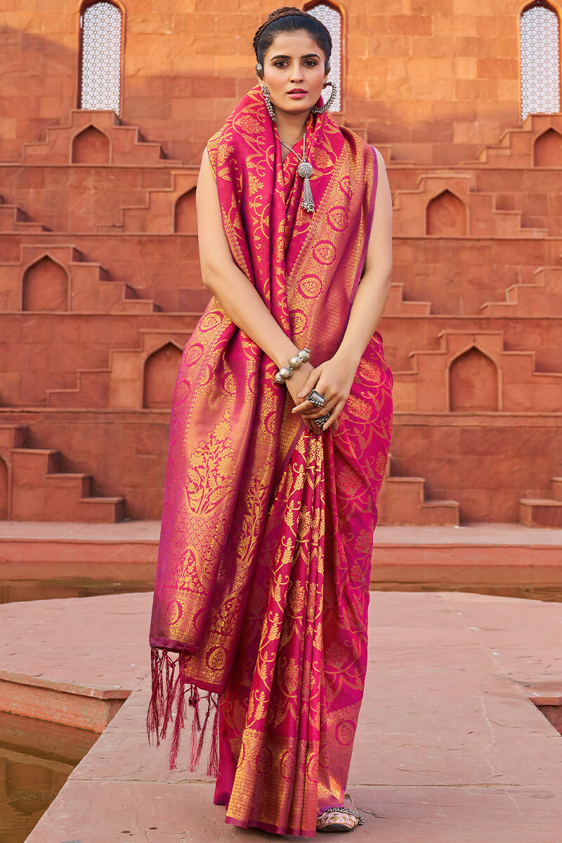 Delightful Dark Pink Banarasi Silk Saree With Bewitching Blouse Piece