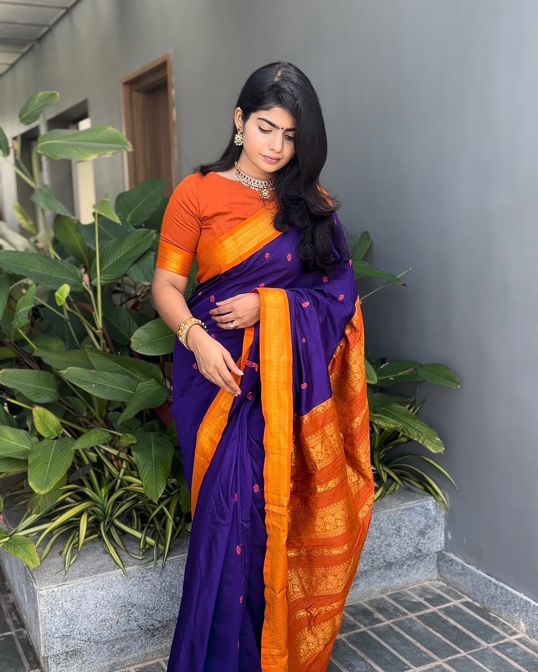 Scrumptious Purple Soft Silk Saree With Evanescent Blouse Piece