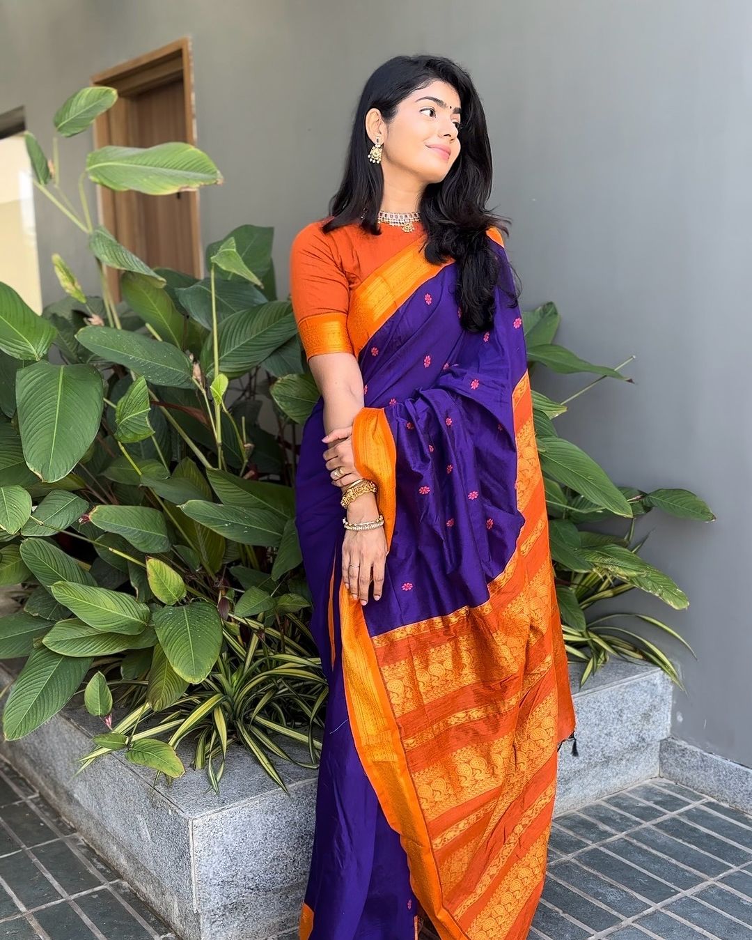 Scrumptious Purple Soft Silk Saree With Evanescent Blouse Piece