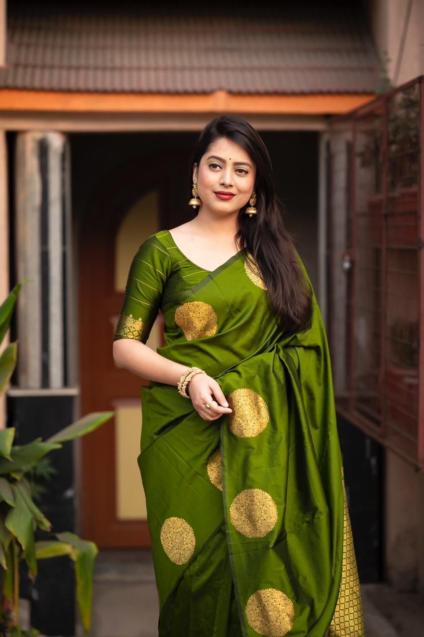 Epiphany Green Soft Silk Saree With Devastating Blouse Piece