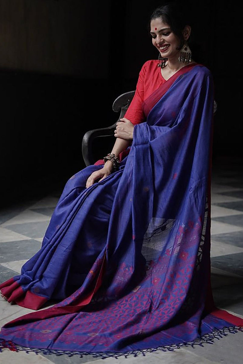 Intricate Blue Cotton Silk Saree With Admirable Blouse Piece