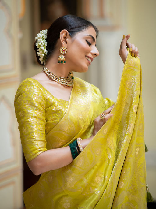 Amiable Yellow Soft Silk Saree With Allure Blouse Piece