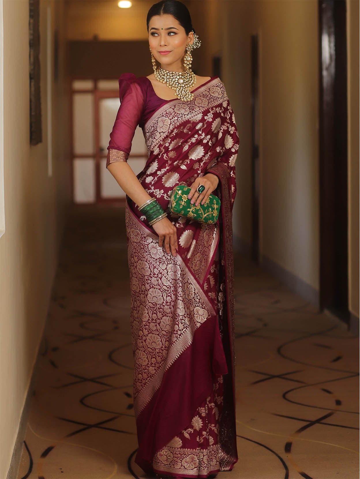 Fugacious Wine Soft Silk Saree With Inspiring Blouse Piece