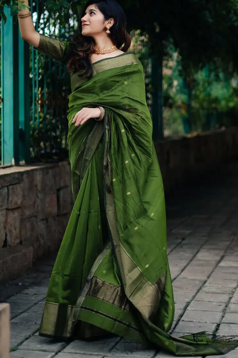 Groovy Green Cotton Silk Saree With Invaluable Blouse Piece