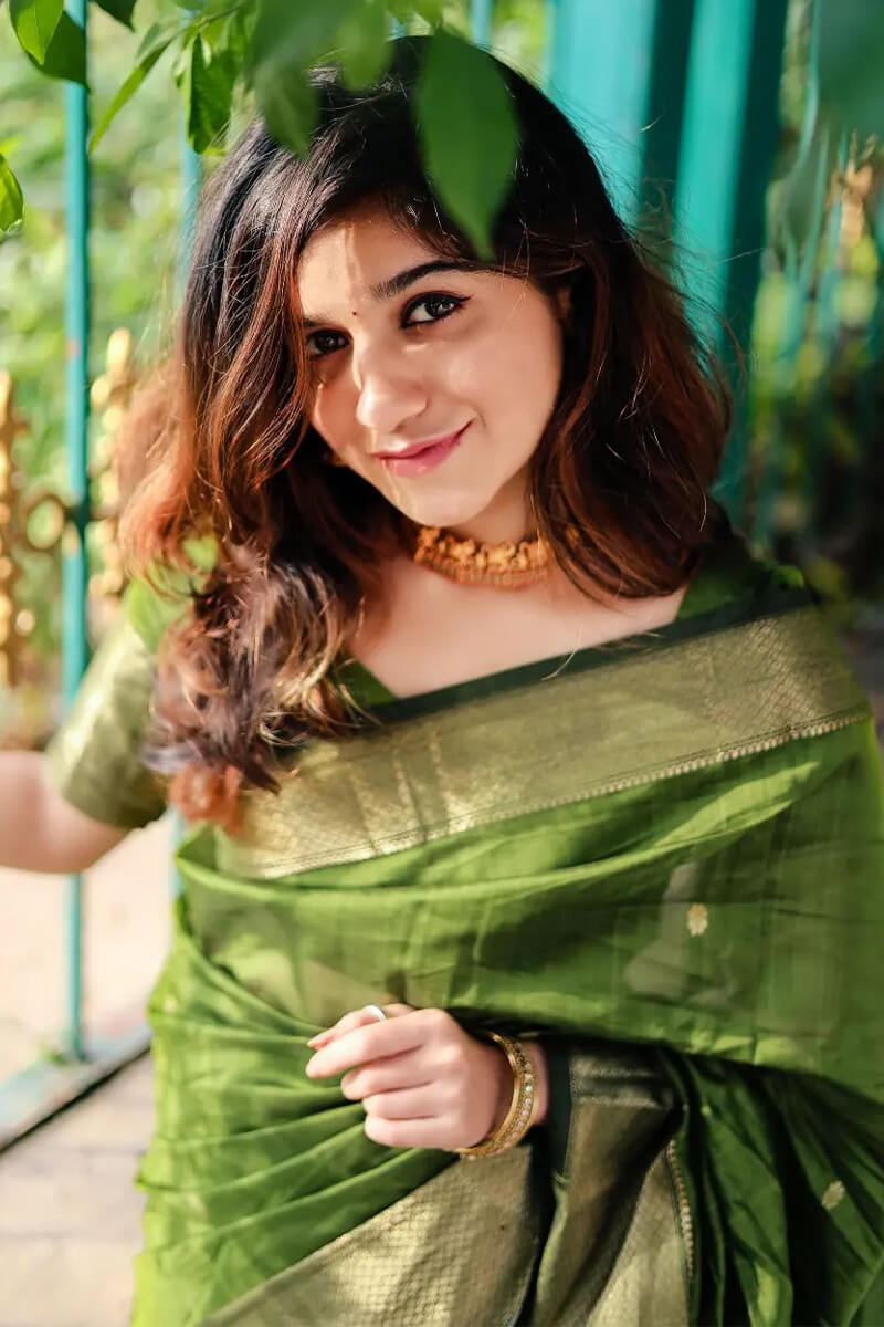 Groovy Green Cotton Silk Saree With Invaluable Blouse Piece