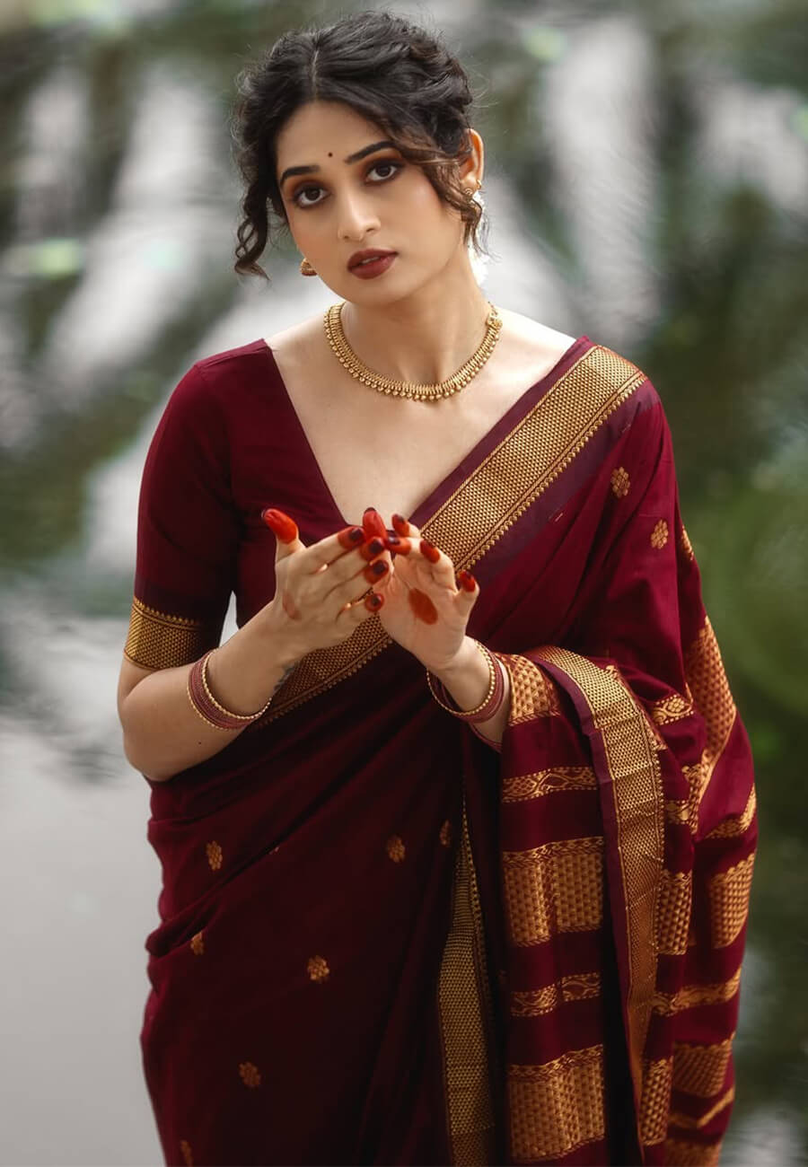 Glowing Maroon Soft Silk Saree With Amazing Blouse Piece