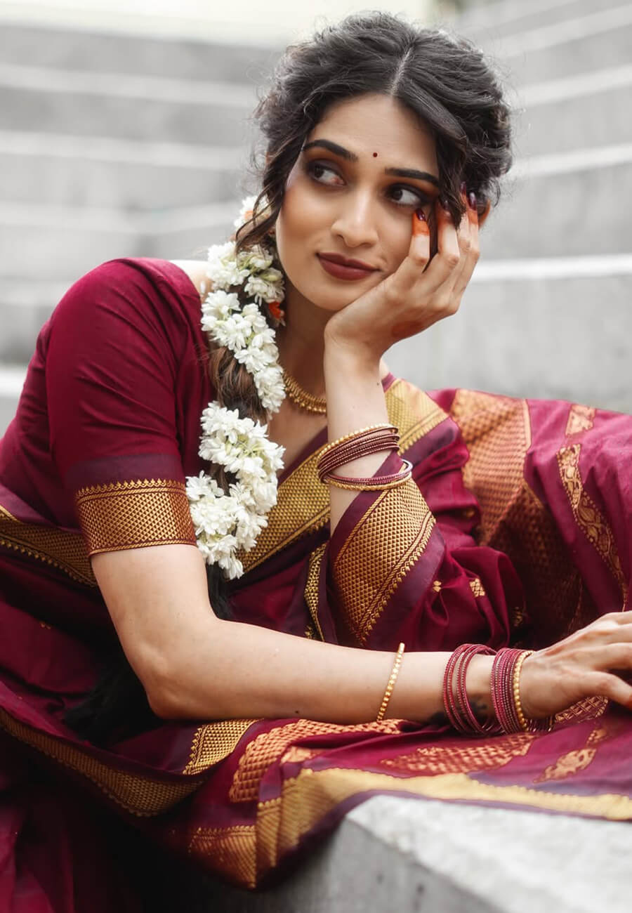Glowing Maroon Soft Silk Saree With Amazing Blouse Piece