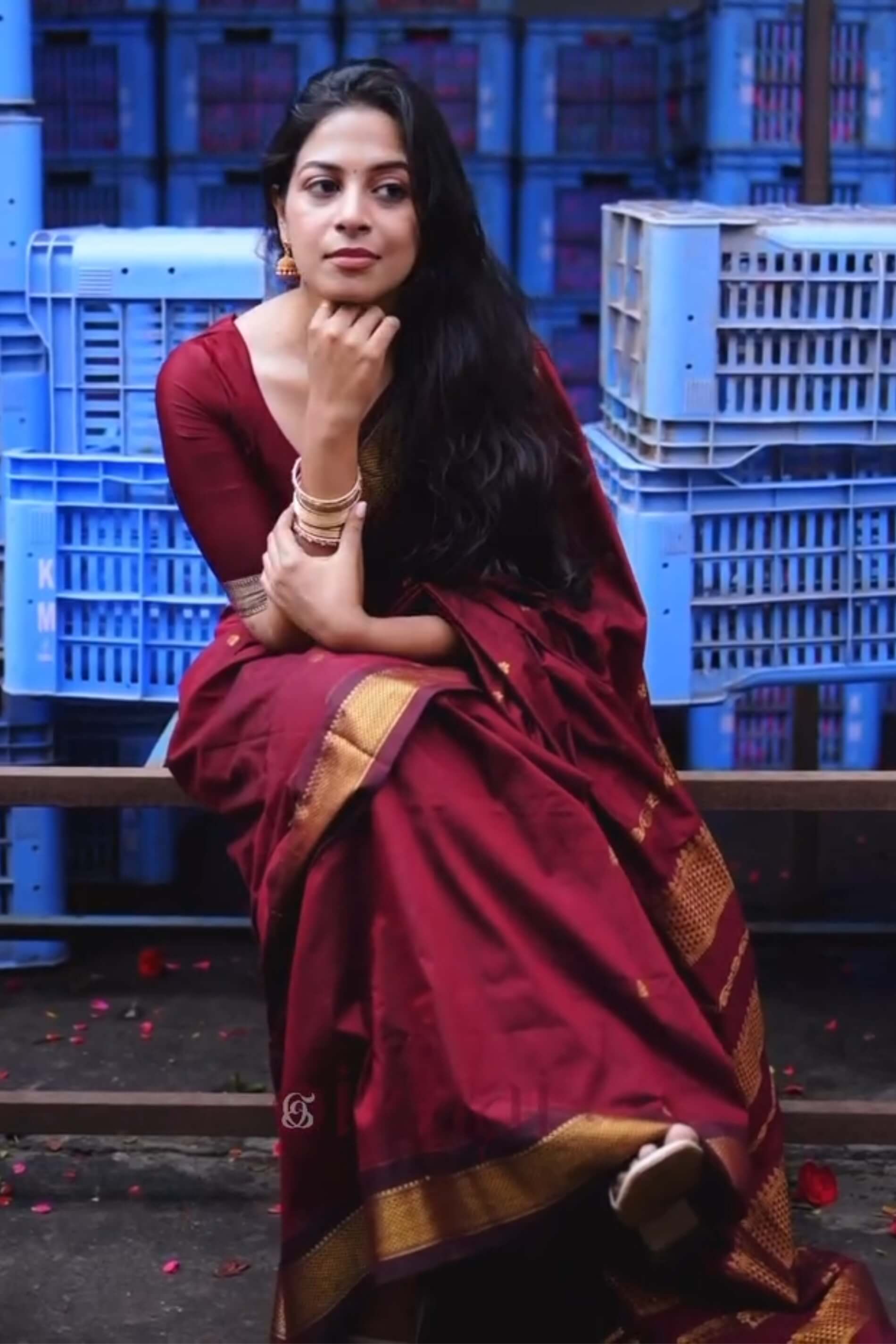 Traditional Maroon Soft Silk Saree With Exemplary Blouse Piece