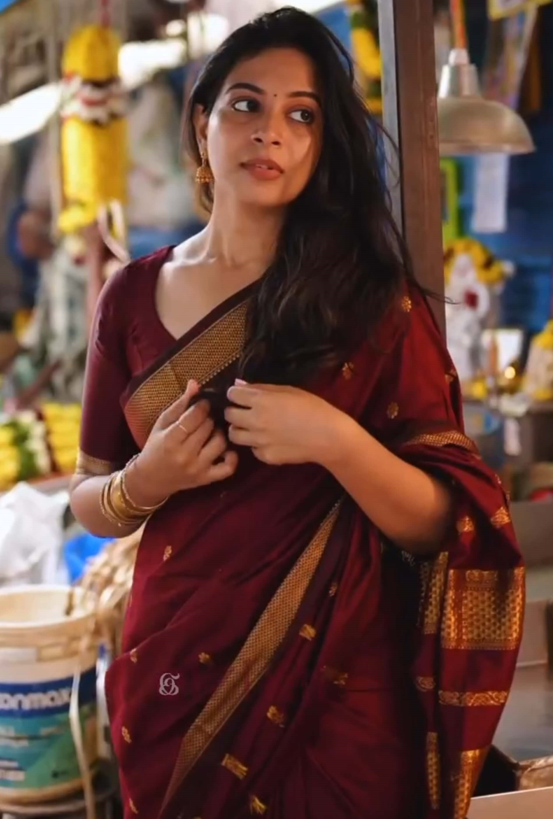 Traditional Maroon Soft Silk Saree With Exemplary Blouse Piece