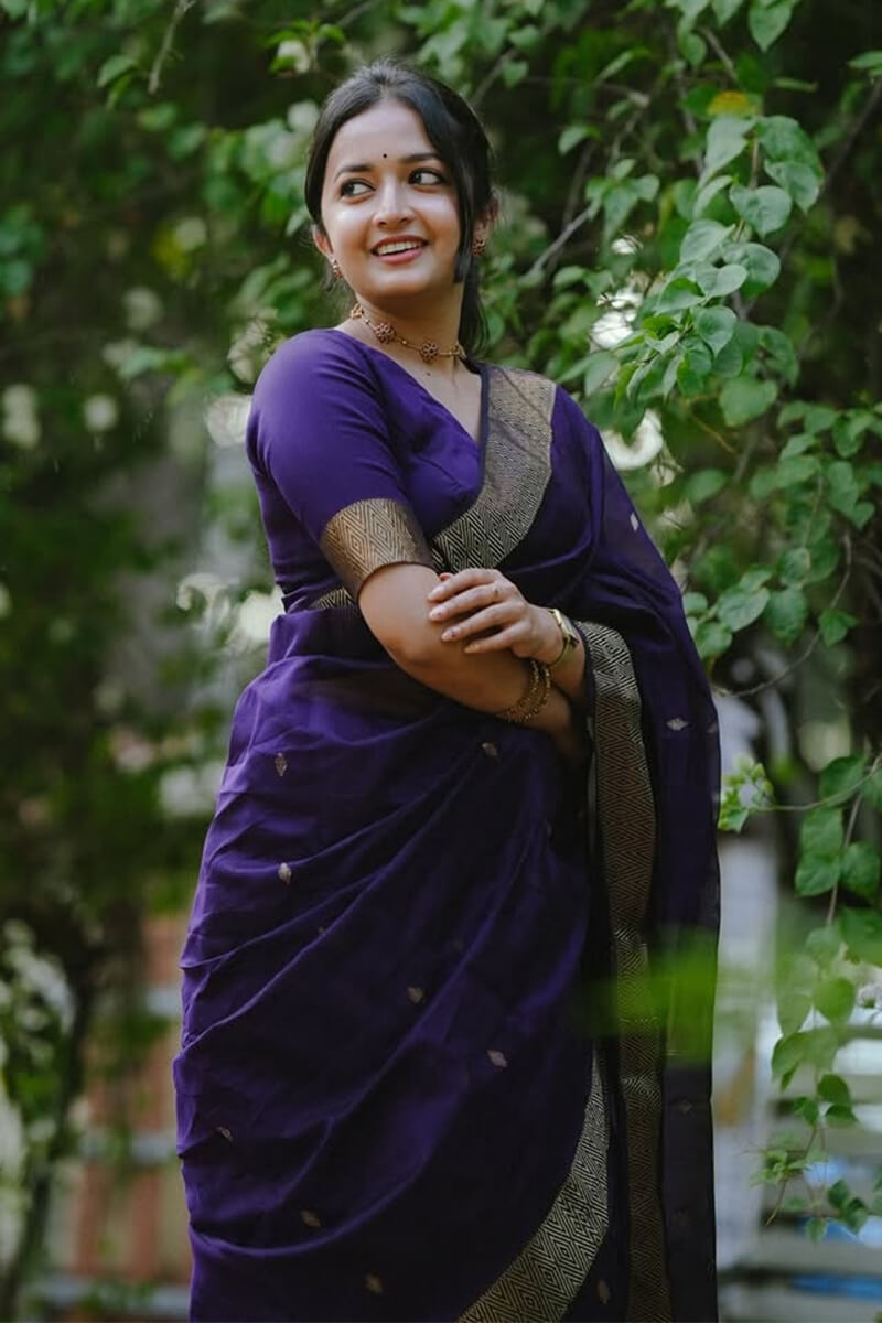 Luminous Purple Cotton Silk Saree With Sonorous Blouse Piece