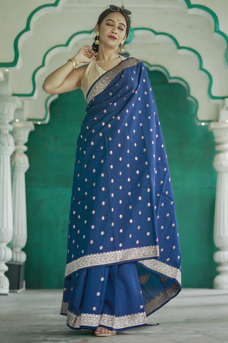 Lissome Blue Linen Silk Saree With Gratifying Blouse Piece