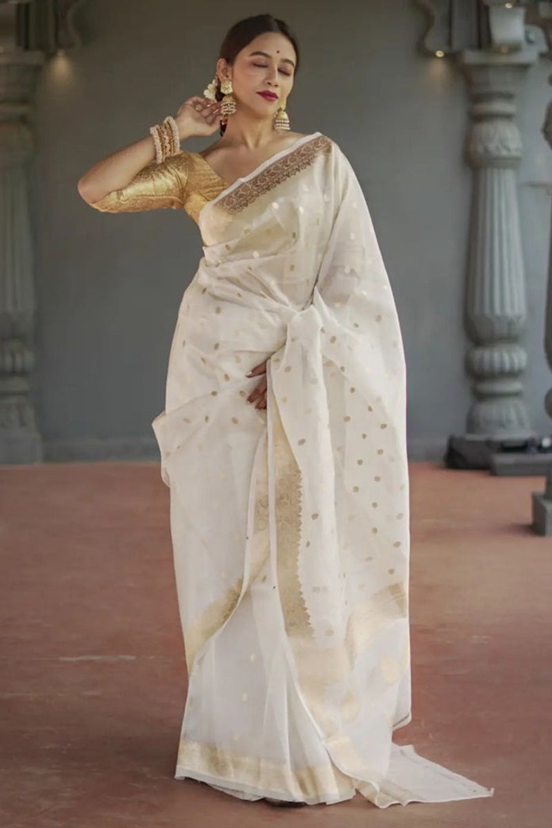 Effulgent Off White Linen Silk Saree With Ravishing Blouse Piece