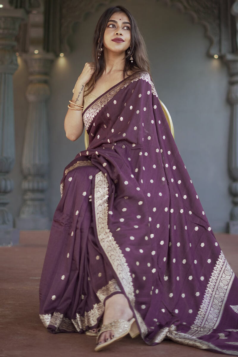 Exemplary Wine Linen Silk Saree With Seraphic Blouse Piece