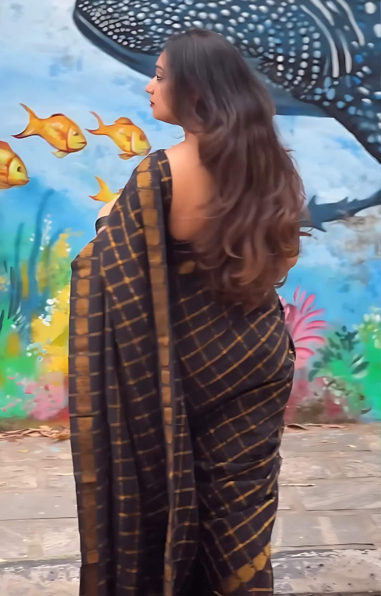 Prominent Black Cotton Silk Saree With Exemplary Blouse Piece