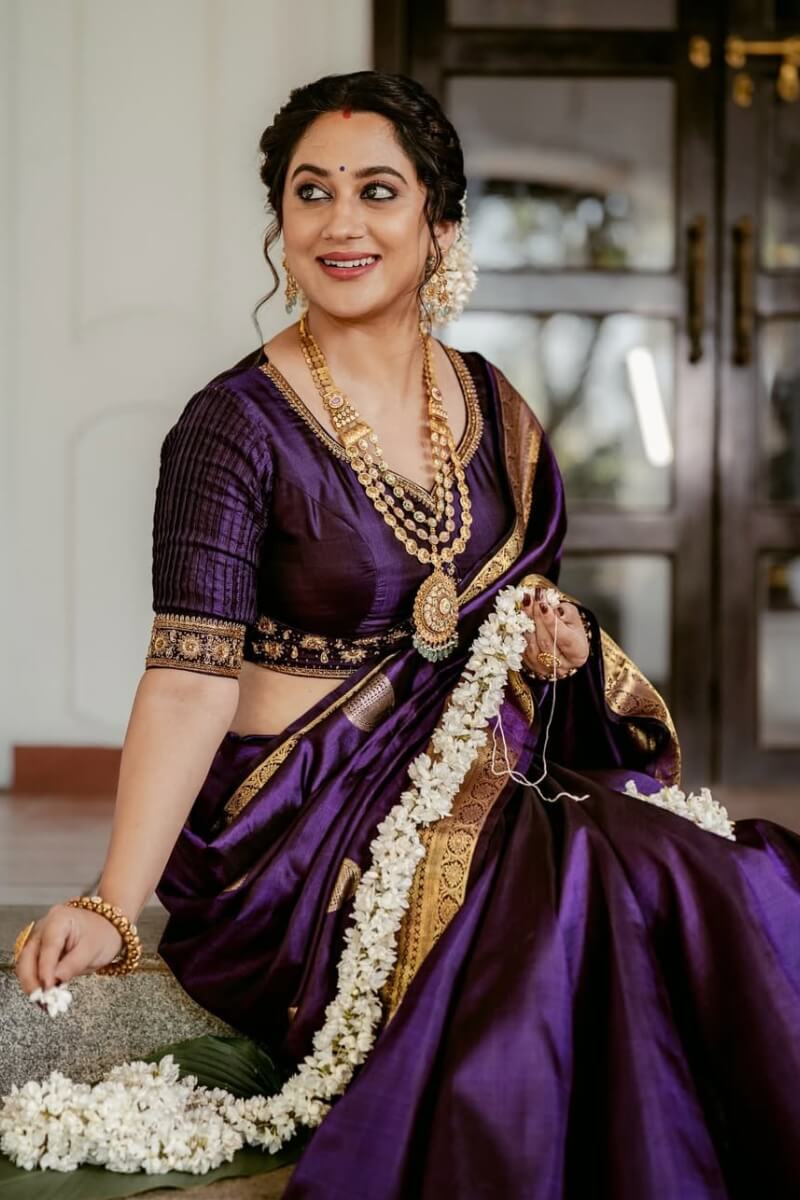 Woebegone Purple Soft Banarasi Silk Saree With Prodigal Blouse Piece