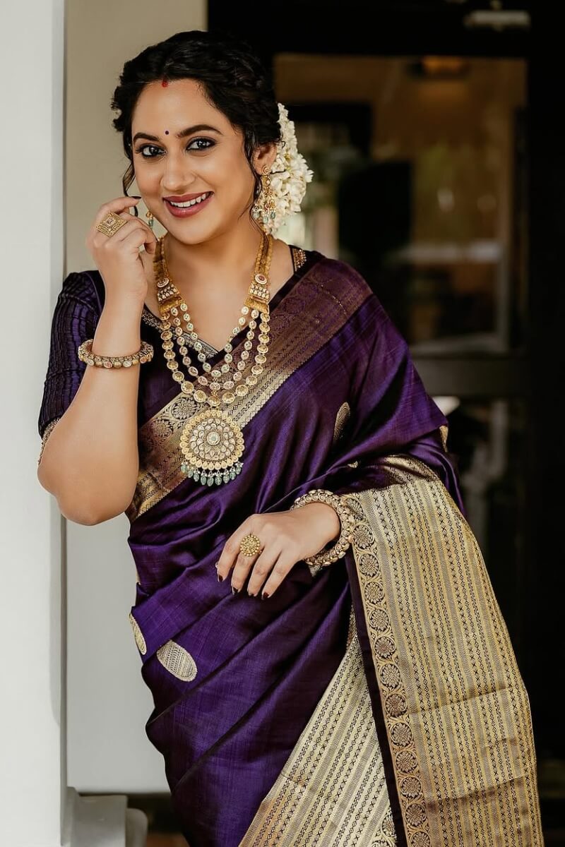 Woebegone Purple Soft Banarasi Silk Saree With Prodigal Blouse Piece