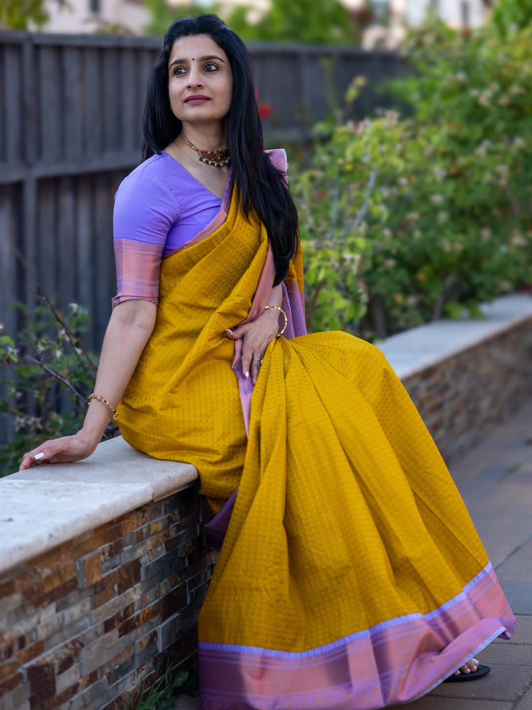 Piquant Yellow Soft Silk Saree With Inimitable Blouse Piece