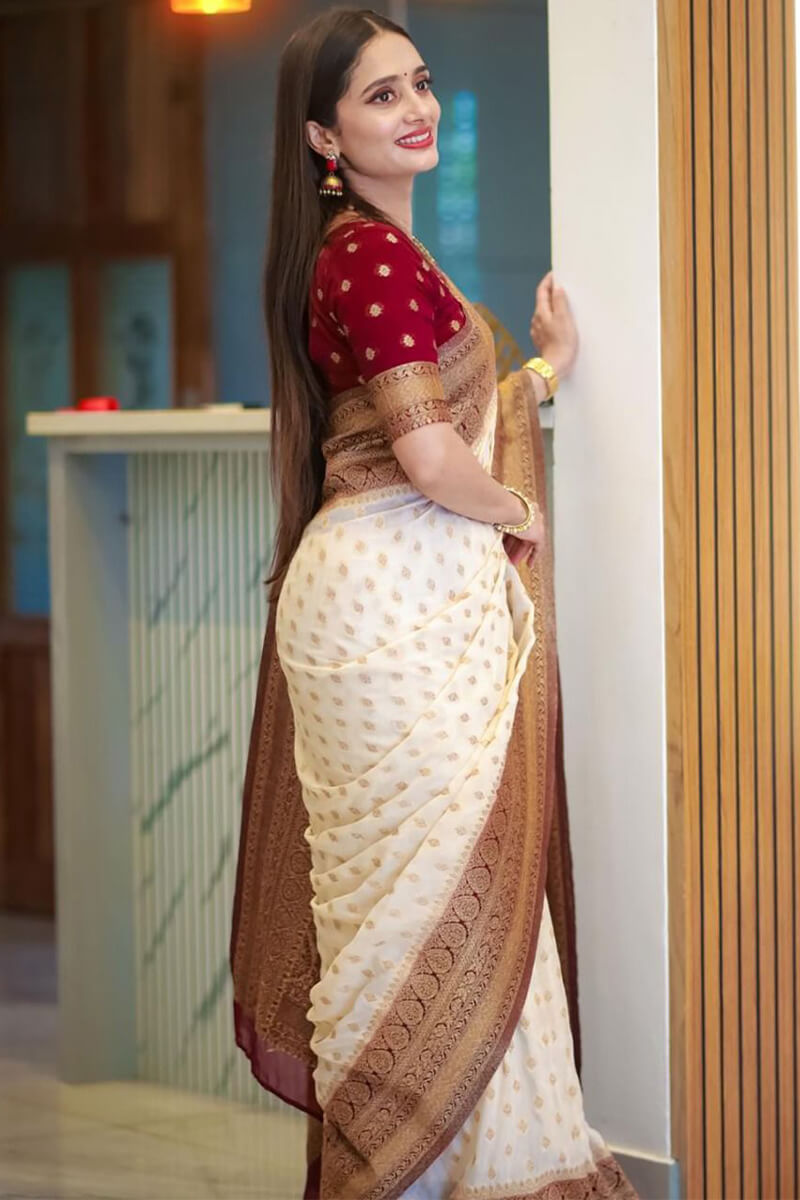 Unequalled Beige Soft Silk Saree With Ravishing Blouse Piece